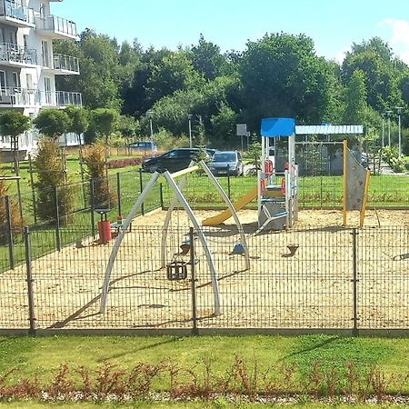 Apartament Amber Comfort Z Prywatnym Miejscem Parkingowym Kolberg Exterior foto