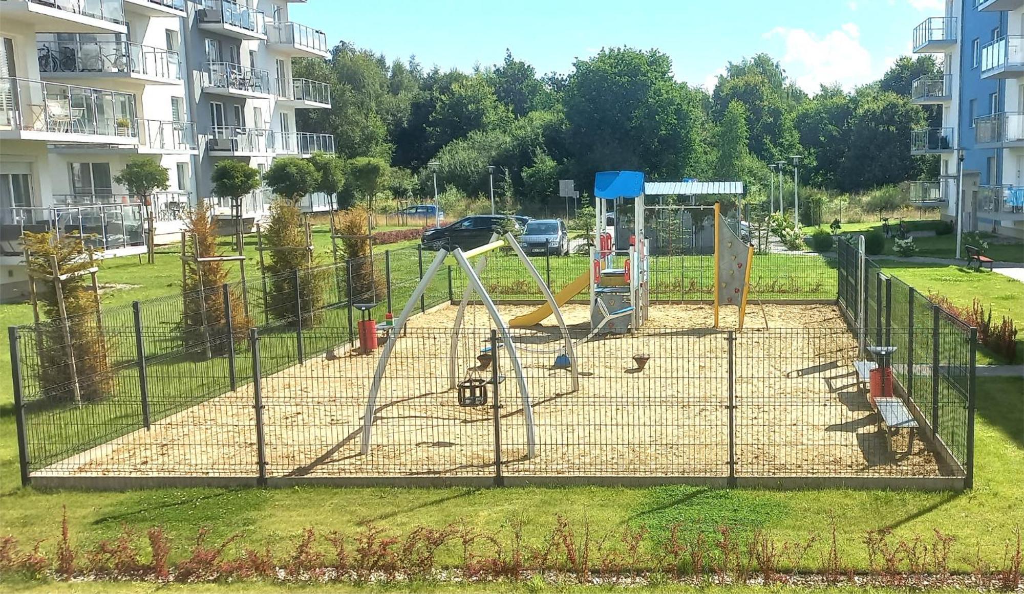 Apartament Amber Comfort Z Prywatnym Miejscem Parkingowym Kolberg Exterior foto